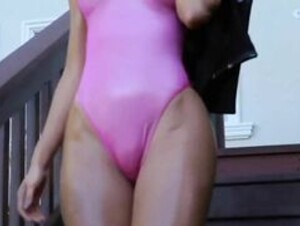 Juju Bahreis in the pool