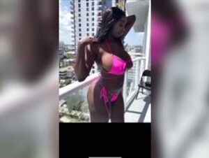 Ellietheempress Older video 15