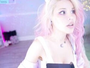cherrycrush's webcam show from 2023-10-19 20:05