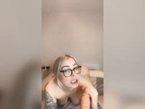 Jen Bretty - Caught Jerking Off
