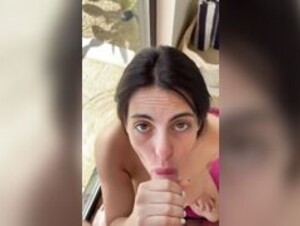Alexa Pearl Massive Facial