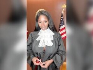 Ellietheempress-Judge Ellie 2024