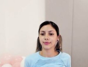 Sensualtease roxana9