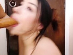 VG long tongue deepthroat