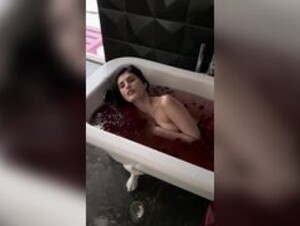 Yael Cohen Aris Bath Tease Onlyfans Leak