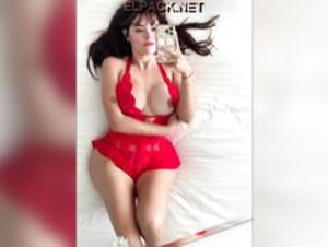Danyancat boob leak