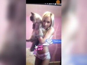 Lilbunni dancing