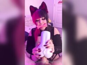 Training your cat girl is very important! ???? gummyghostgirl