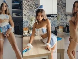 Sexy maid Lera Buns @lerabuns strip tease