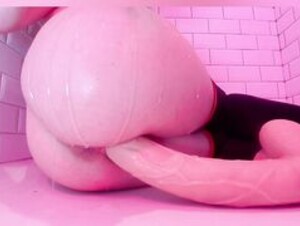Belle Delphine COSPLAY SHOWER DILDO
