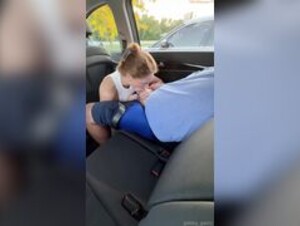 FitnessMomma26 - blowjob to fans