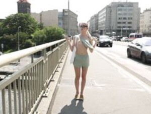 Bralessforever - Emma White - Green Outfit with Emma White