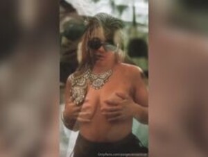 Paige Vanzant Topless Pool Tease Onlyfans Leak