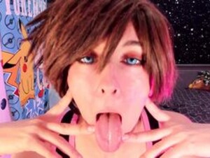 pitykitty at Chaturbate September-19-2024