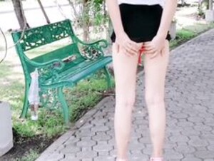 martinii1008 enjoying vibrator in public