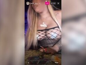 Only1Lexx IG Live