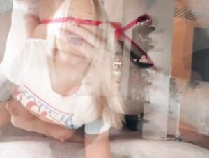 little buff babe -- suck n fuck