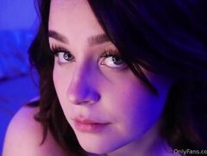 clara ellis music video