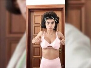 Mia Khalifa Nip Slip Video