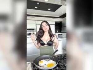 Farha Khalidi Butter Boob Play