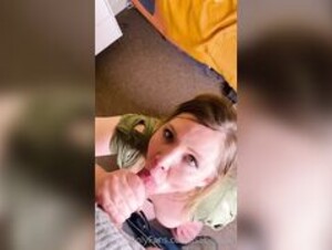 Isabellalee blowjob and facial