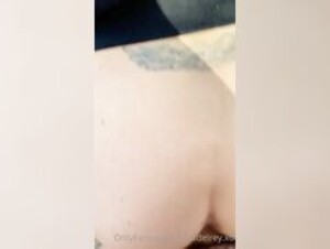 MissDelrey sucks and fucks