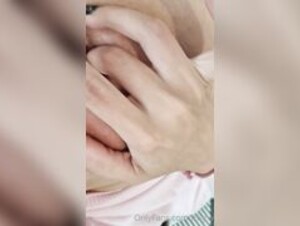 irisgw pussy play