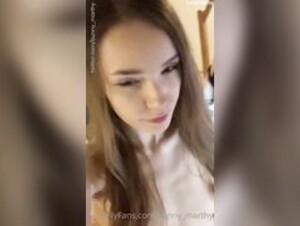bunney_marthy - dildo blowjob