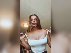 Lana Rose nipple slip