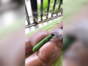 Italia Kash cucumber spank