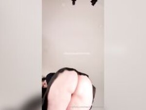 lowkeydeadinside ass clapping ppv