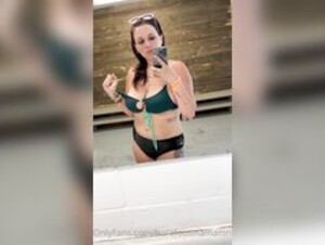 Barefootmamamn Quick Titty Flash In Mirror