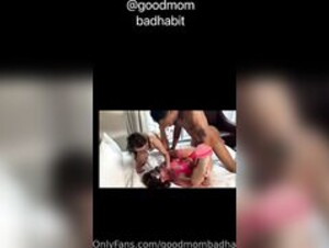 Goodmombadhabbit & Hotbrunettewife