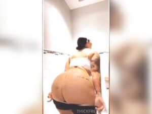 Thick Frenchie twerk compilation