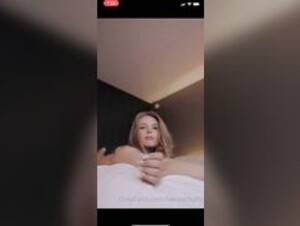 Sava Schultz bed play