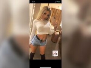 Katja Krasavice Finger Sucking