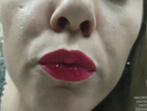 Vieramayxxx Dominatrix Makes Cuck Eat