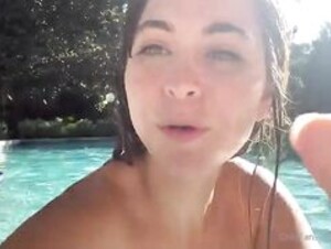 Riley Reid Skinny Dip