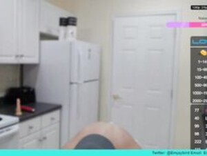 Emjaybird Rubbing Pussy