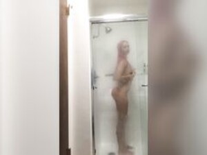 Mia cherrygurl - Shower!