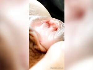 BelissaLove pussy spreading