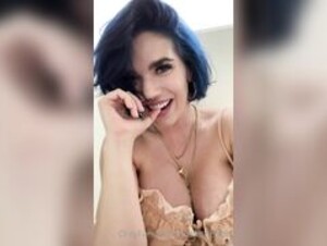 Lizbeth Eden Horny Dirty Talk