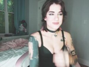 aynmarie's webcam show from July-09-2023 02:02:19