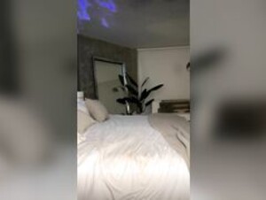 Lyna Perez Nipple Slip Livestream