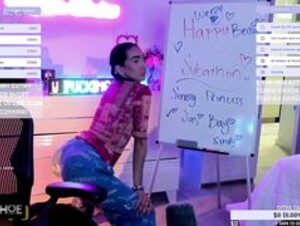 Jasmine Amine " Twerk " Twitch Clip