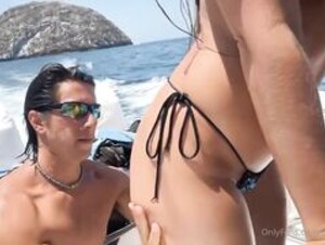 genieexum on boat 3
