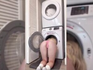 Scarlett Kisses stuck in washing machine