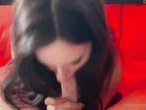 Effycutiex - Under The Desk