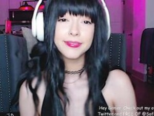 sofiaswetdreams' webcam show from June-14-2023 17:9:26