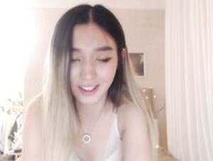 Sharasuo webcam show girl 0